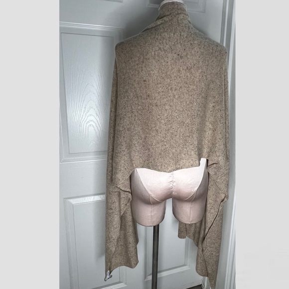 Autumn Cashmere Taupe Scarf Wrap Sz One Size - Picture 12 of 14
